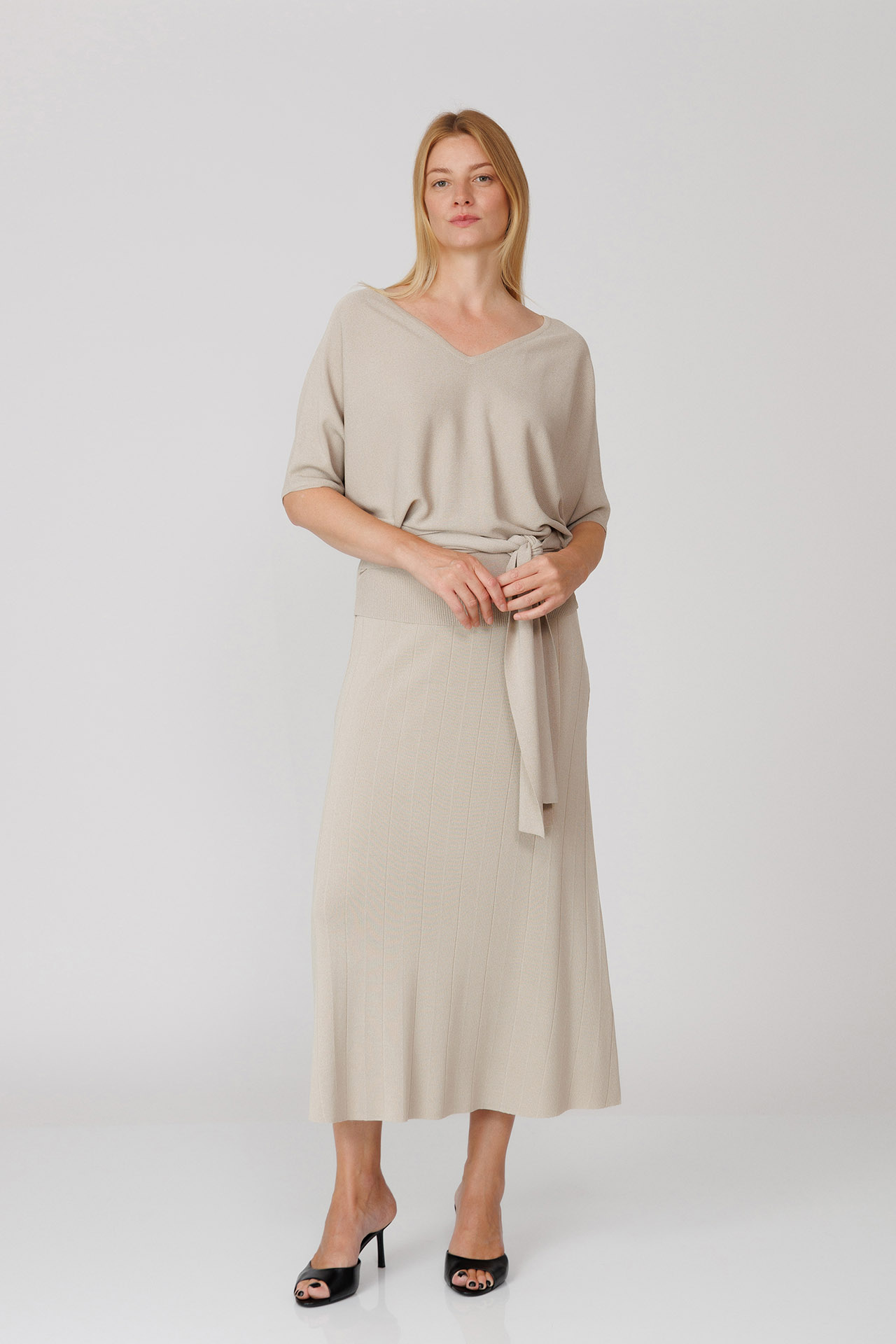 BLUZA DIN TRICOT CU CORDON T-1121X
