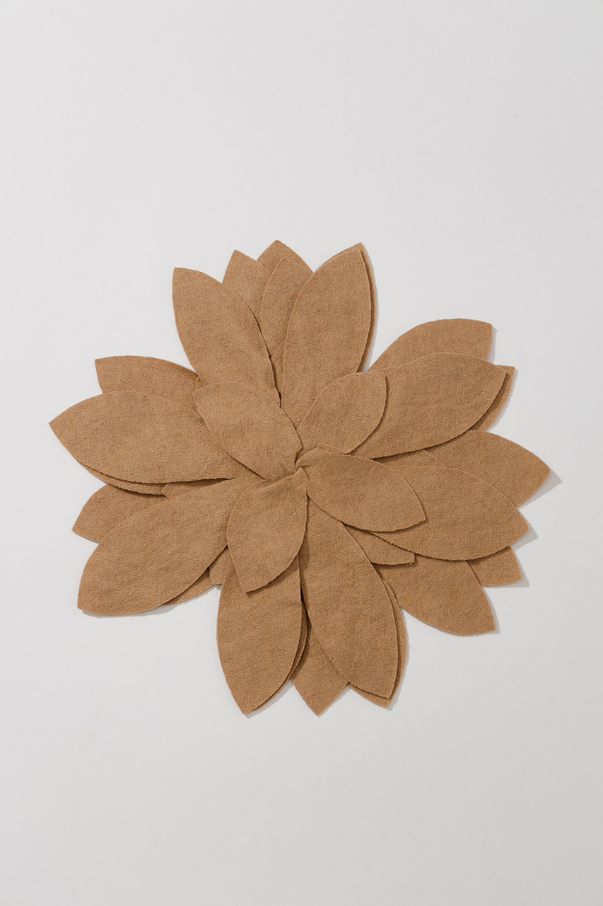 BROSA - FLOARE DIN LANA 9852W