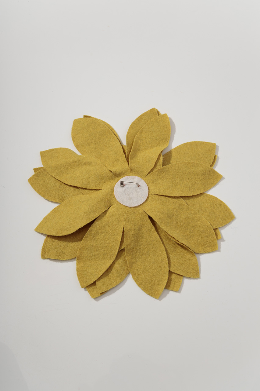 BROSA - FLOARE DIN LANA 9852W