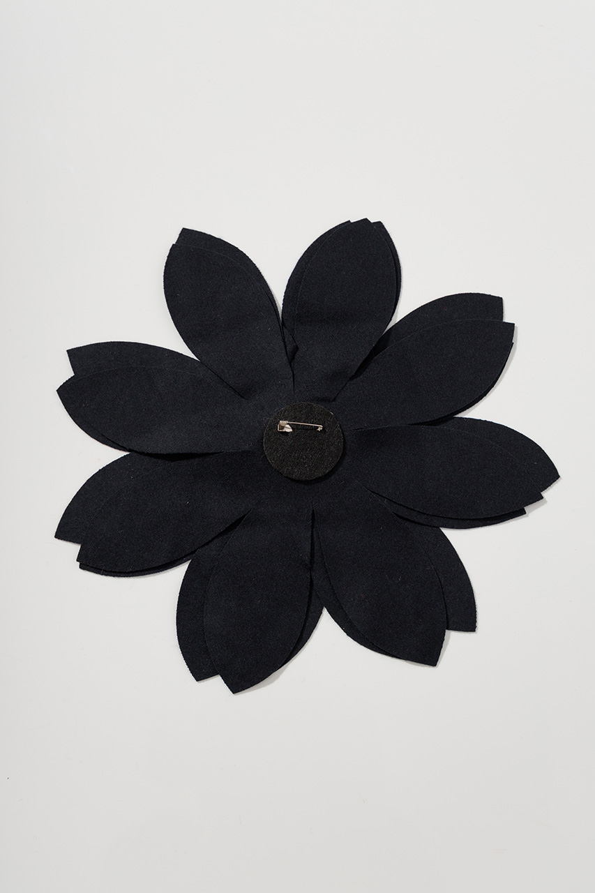 BROSA - FLOARE DIN LANA 9852W