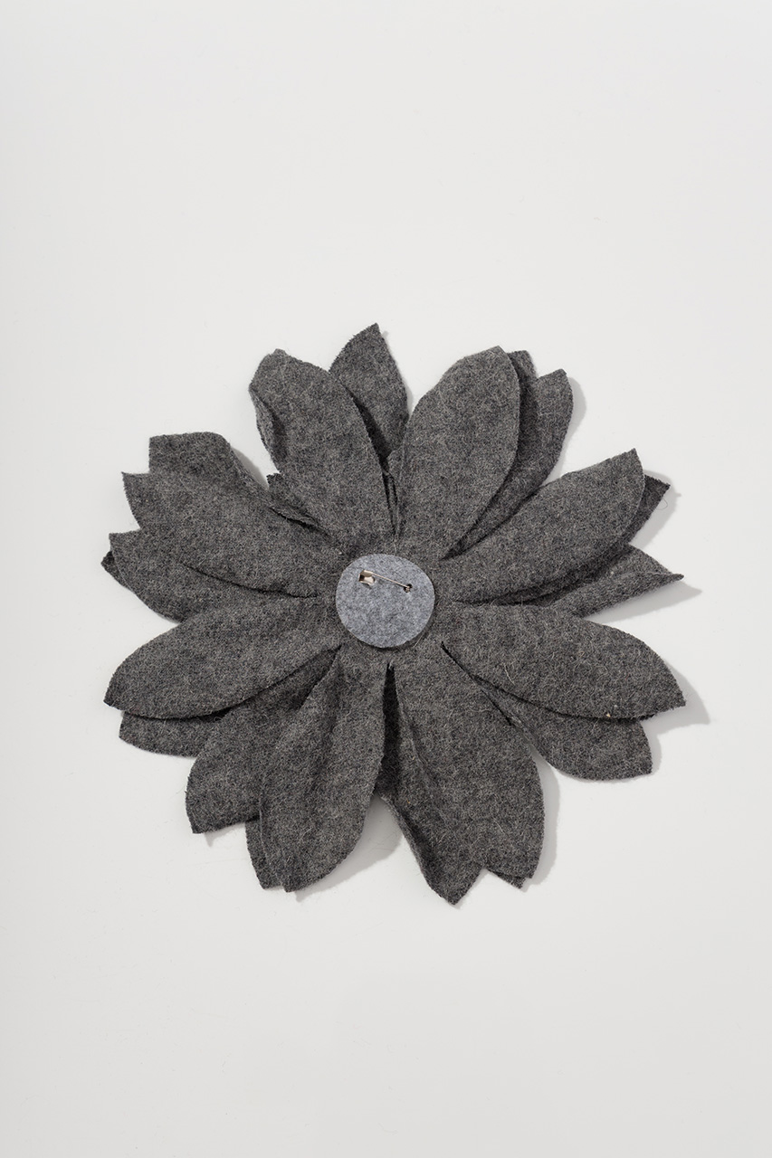 BROSA - FLOARE DIN LANA 9852W