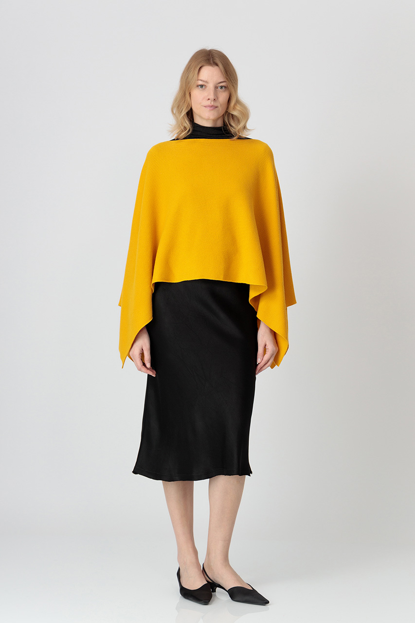 PONCHO SCURT DIN TRICOT REIAT 2059Z