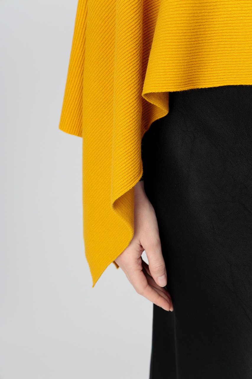 PONCHO SCURT DIN TRICOT REIAT 2059Z