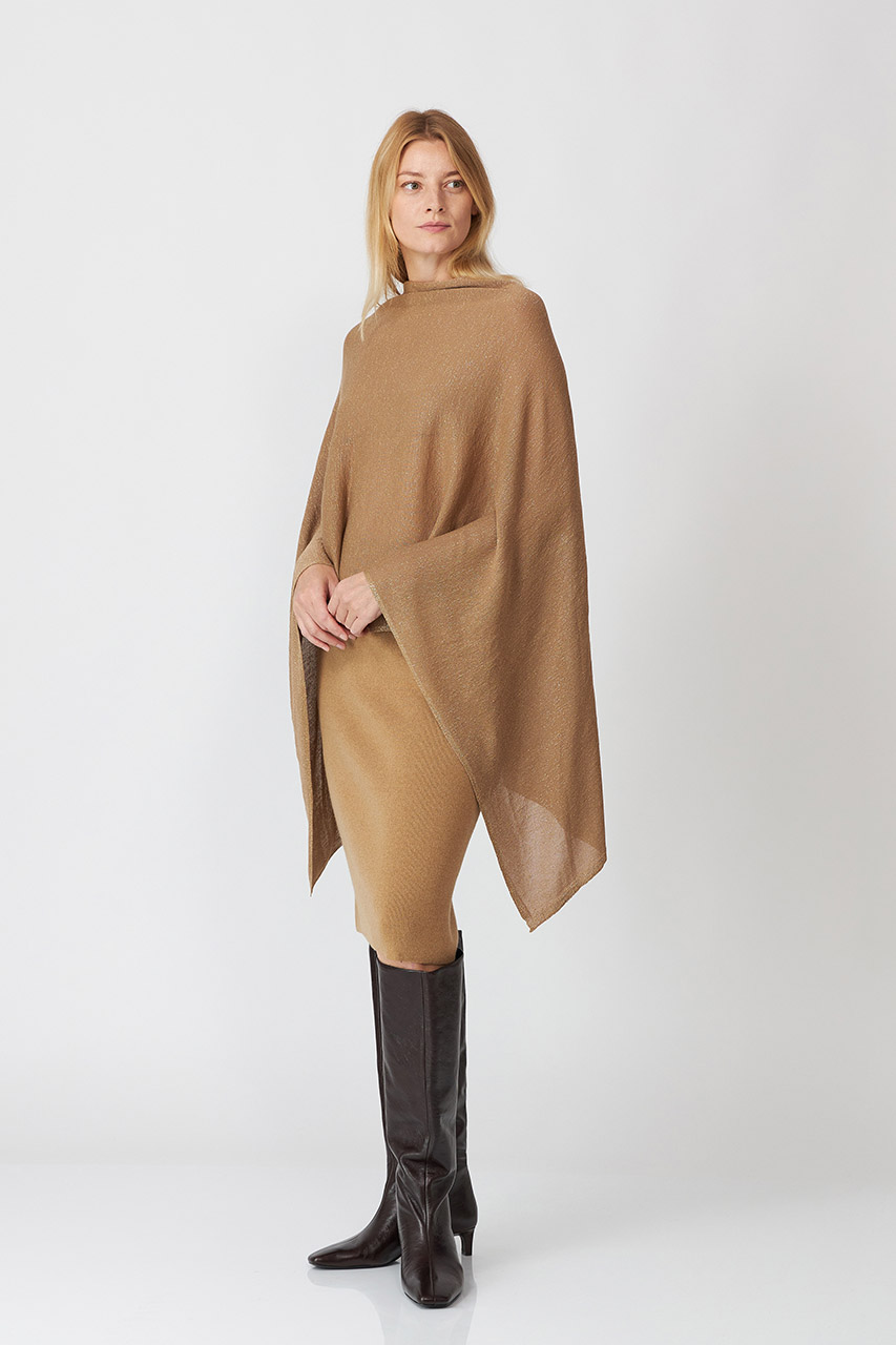 PONCHO DIN TRICOT CU LUREX 5640DL